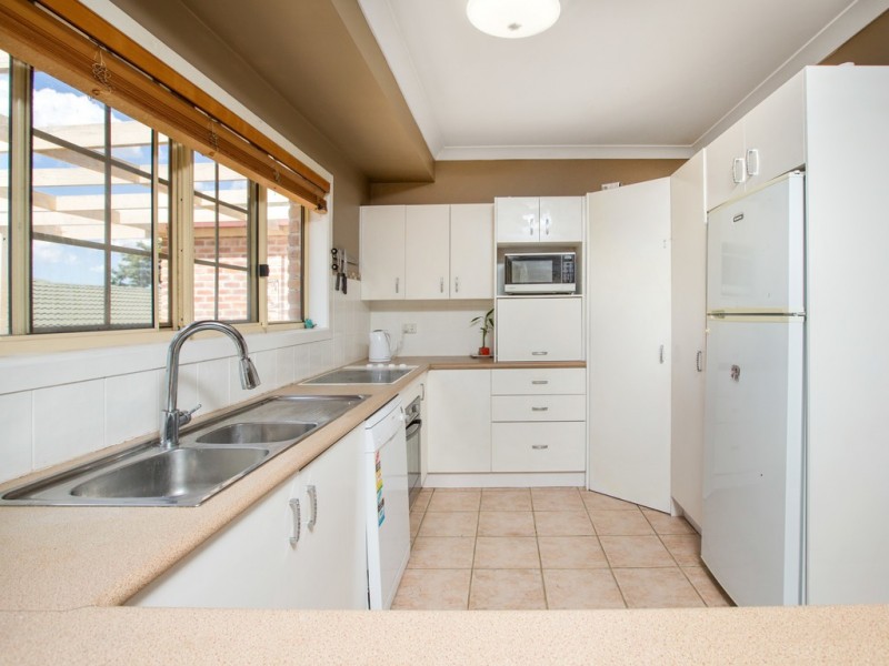 7 Oberon Street, Springfield QLD 4300