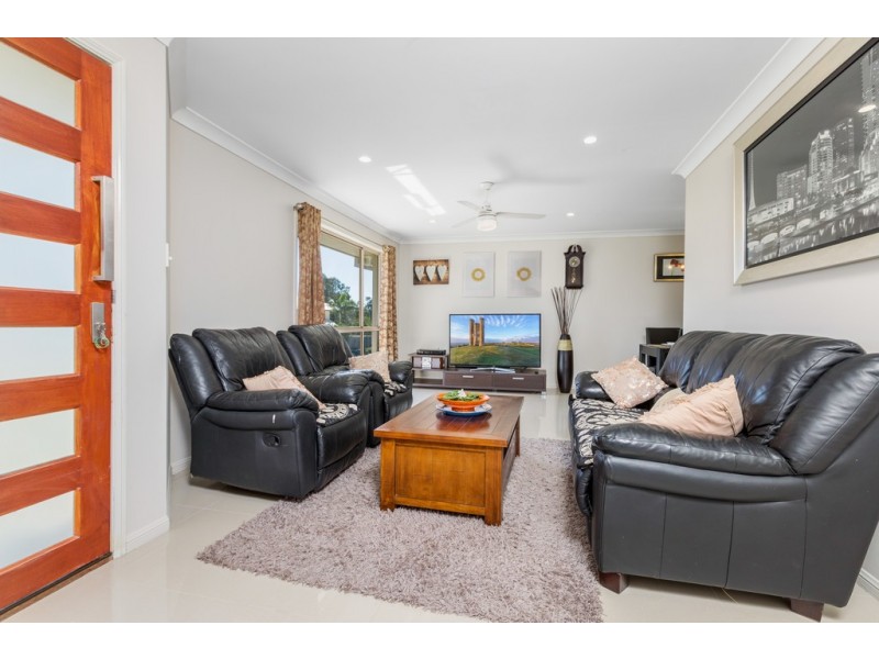 6 Labelle Street, Springfield Lakes QLD 4300