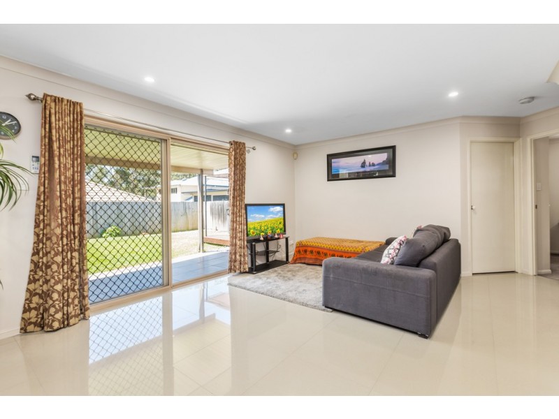 6 Labelle Street, Springfield Lakes QLD 4300