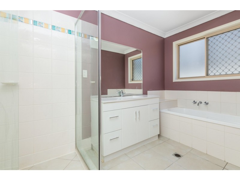 6 Labelle Street, Springfield Lakes QLD 4300