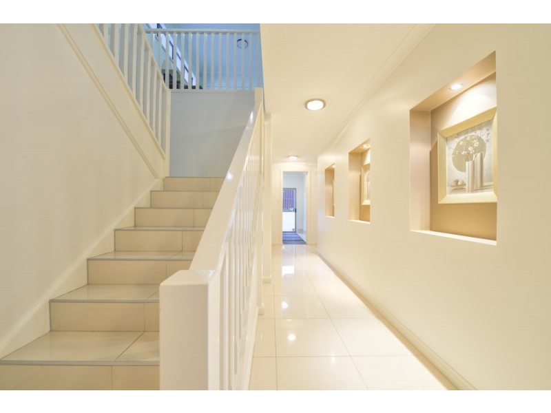10 Lomandra Court, Brookwater QLD 4300