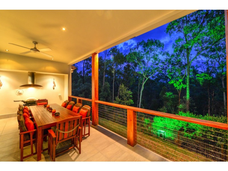 10 Lomandra Court, Brookwater QLD 4300