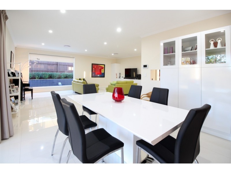 27 Crest Ridge Parade, Brookwater QLD 4300