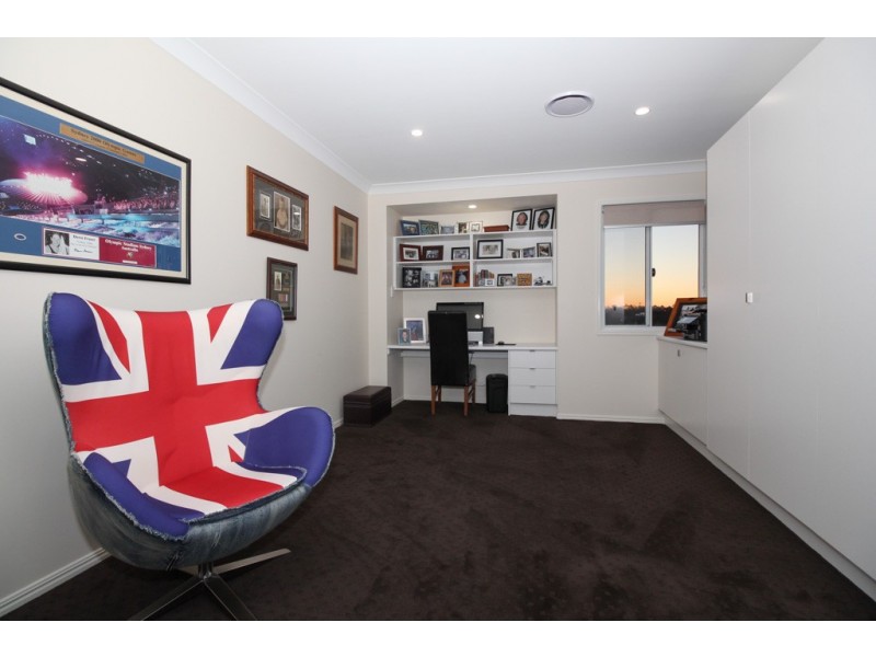 27 Crest Ridge Parade, Brookwater QLD 4300