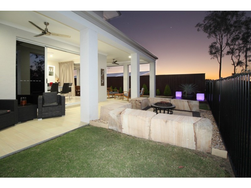 27 Crest Ridge Parade, Brookwater QLD 4300