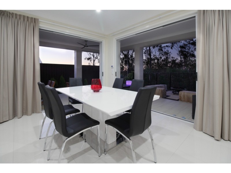 27 Crest Ridge Parade, Brookwater QLD 4300