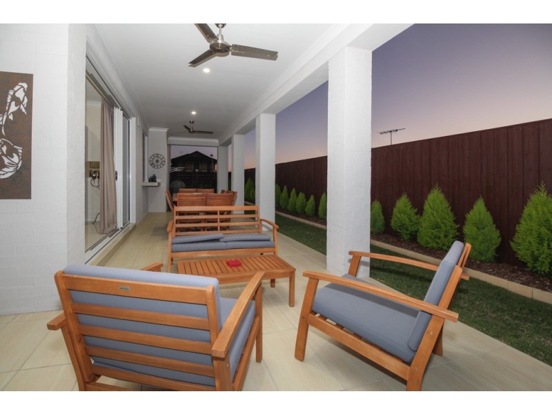 27 Crest Ridge Parade, Brookwater QLD 4300