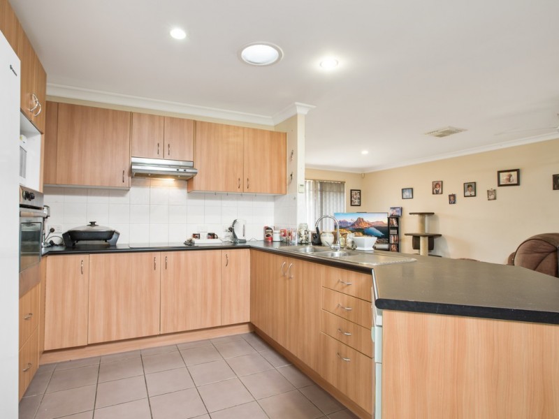28 Eden Crescent, Springfield Lakes QLD 4300