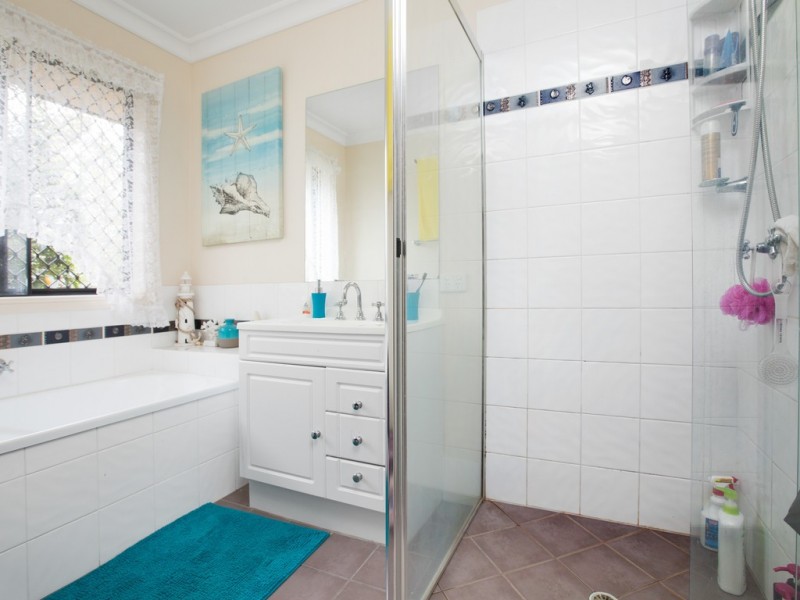 28 Eden Crescent, Springfield Lakes QLD 4300