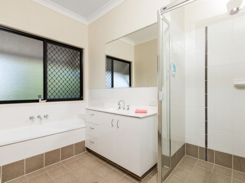 15 Dry Dock Cct, Springfield Lakes QLD 4300