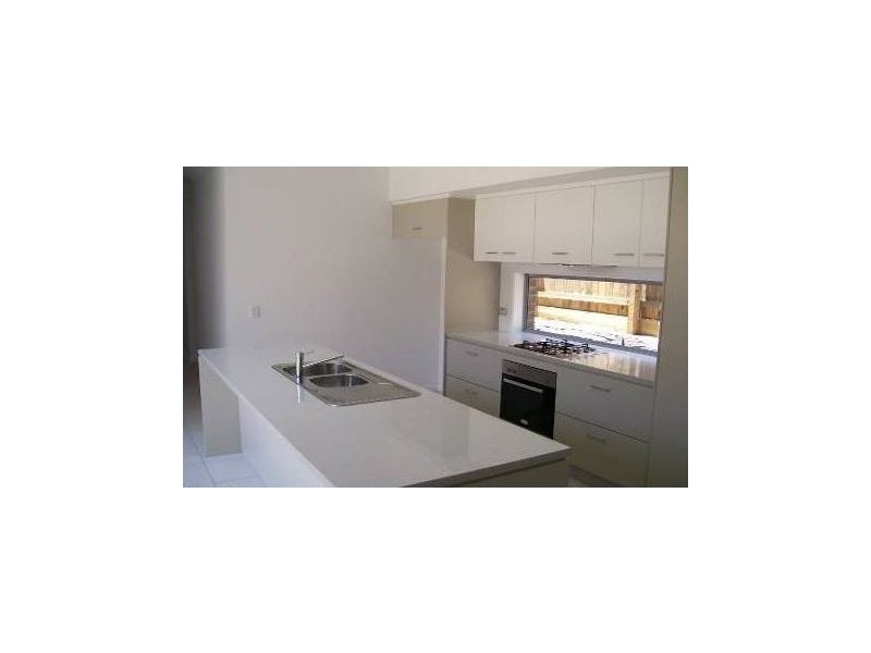14 Francisca Drive, Augustine Heights QLD 4300