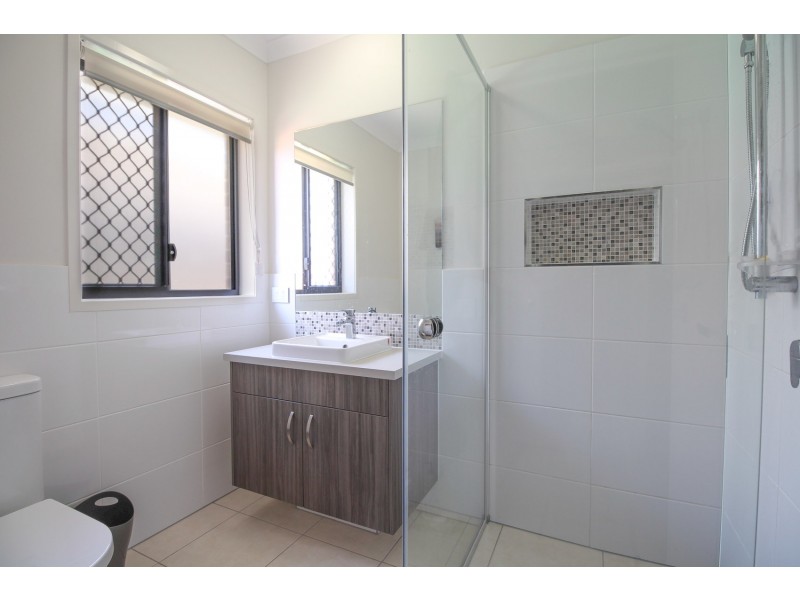 27 Lillypilly Drive, Ripley QLD 4306
