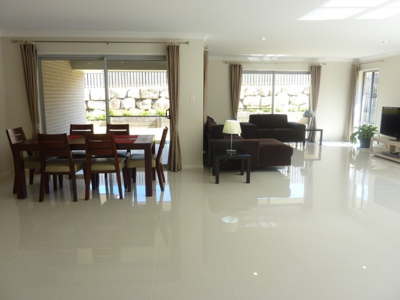 31 Dillion Avenue, Augustine Heights QLD 4300