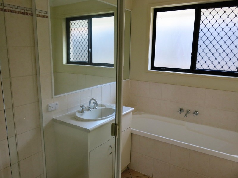 19 Alfred Place, Springfield Lakes QLD 4300