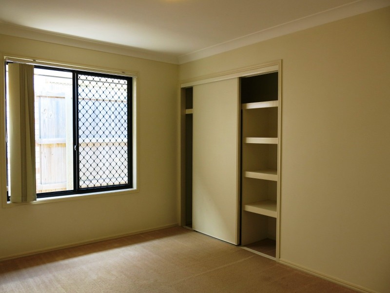 19 Alfred Place, Springfield Lakes QLD 4300