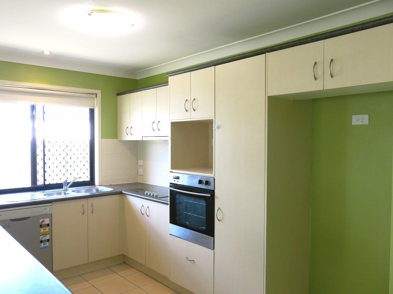 19 Alfred Place, Springfield Lakes QLD 4300