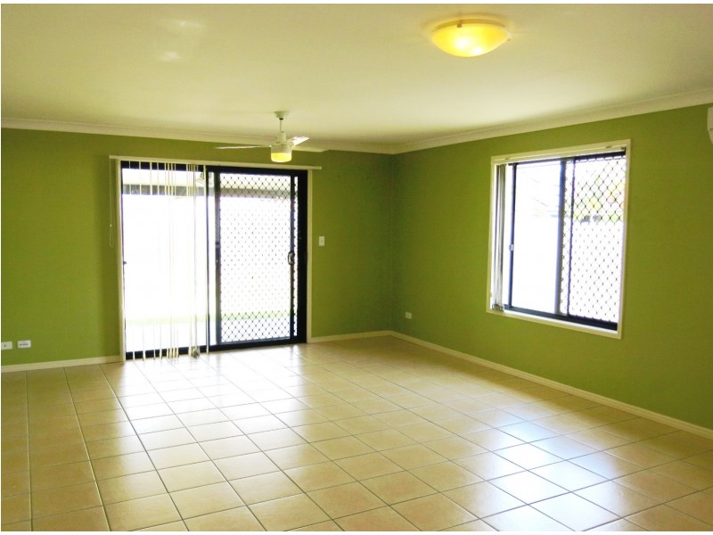 19 Alfred Place, Springfield Lakes QLD 4300