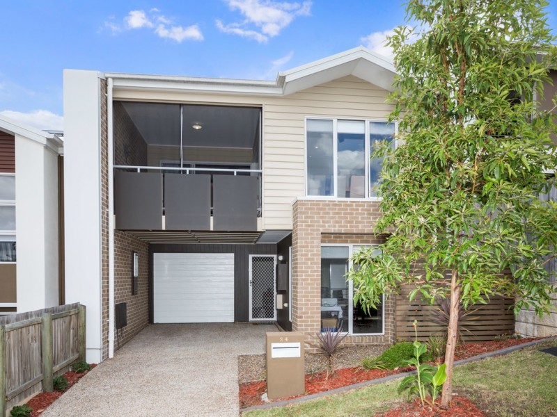 24 McKivat Drive, Springfield Lakes QLD 4300