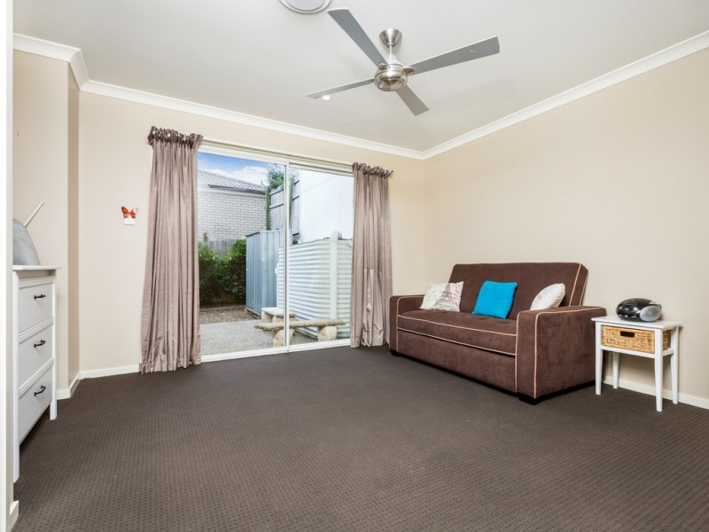 24 McKivat Drive, Springfield Lakes QLD 4300