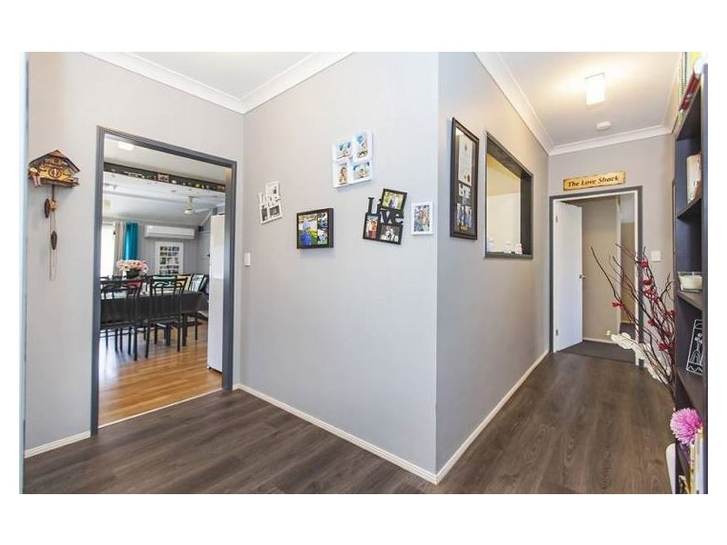 3 Stella Street, Camira QLD 4300