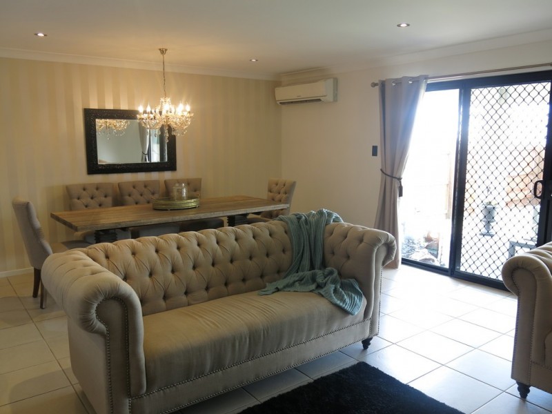 60 Carnarvon Ave, Springfield Lakes QLD 4300