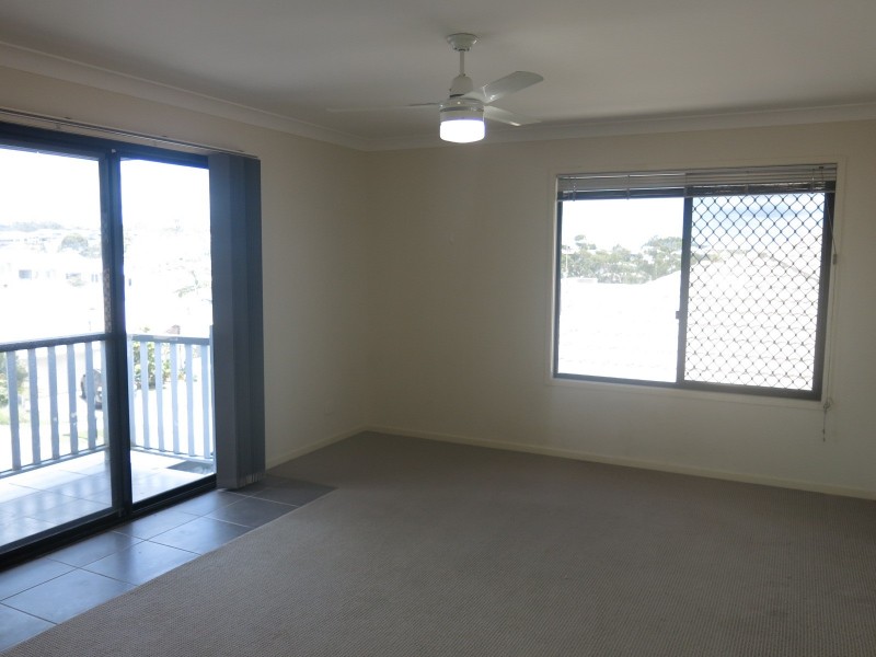 20 Park Edge Drive, Springfield Lakes QLD 4300