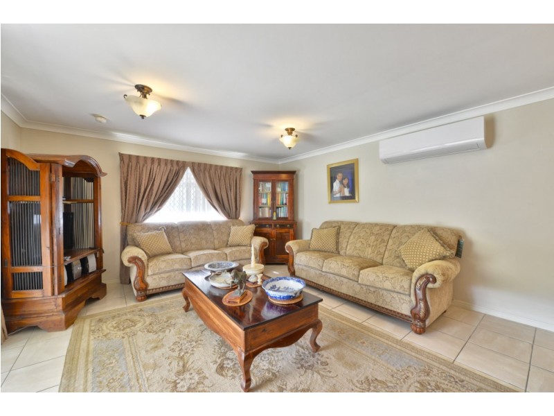 7 Sanctuary Close, Springfield Lakes QLD 4300