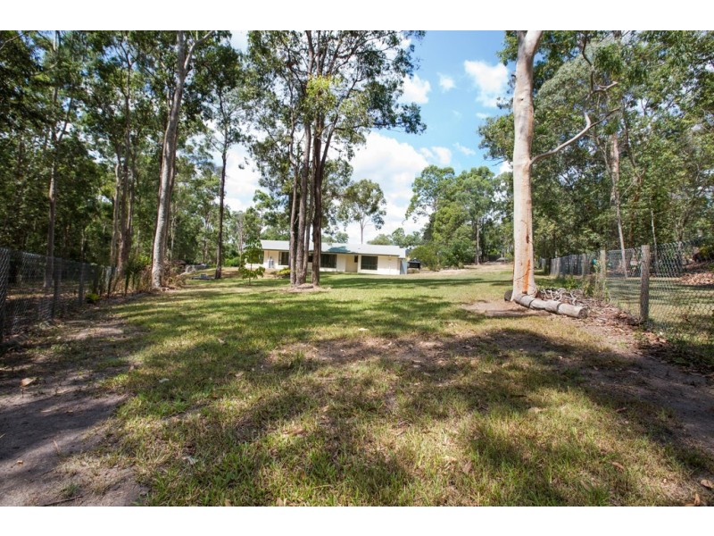 15 Wallaroo Court, Greenbank QLD 4124