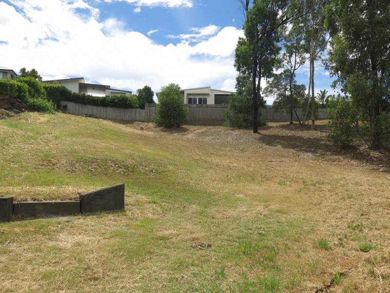 11 Seanna Place, Brookwater QLD 4300