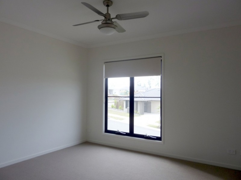 5 Alton Towers, Springfield Lakes QLD 4300