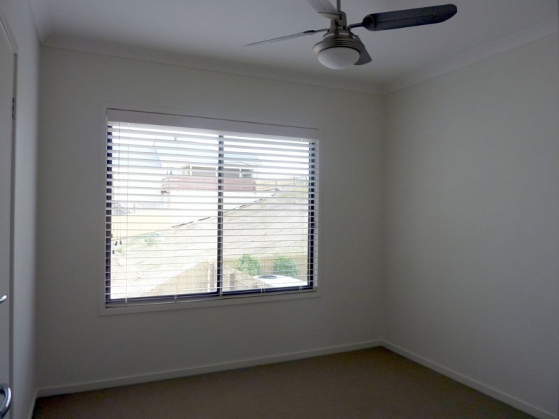 5 Alton Towers, Springfield Lakes QLD 4300