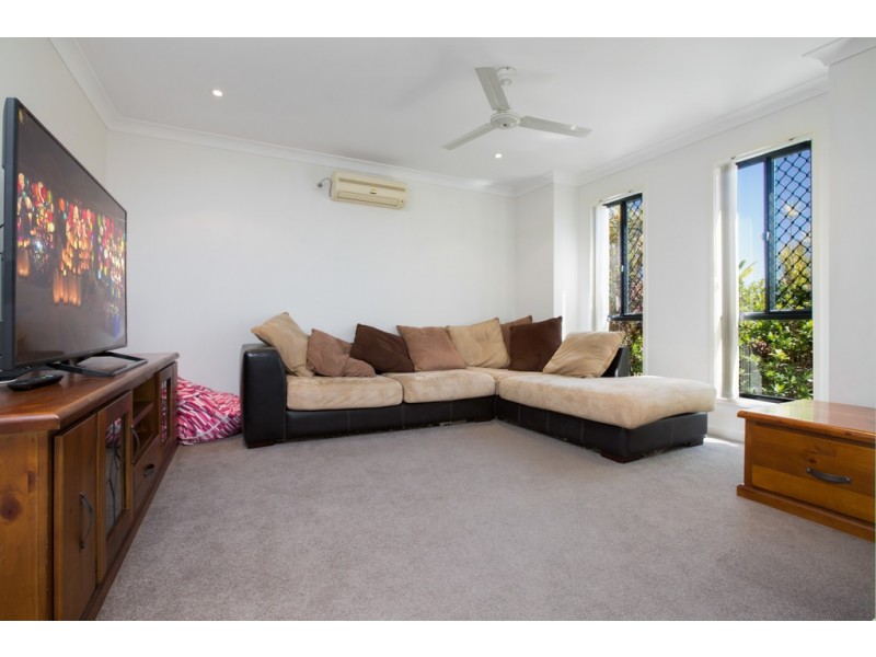 4 Orchard Crescent, Springfield Lakes QLD 4300