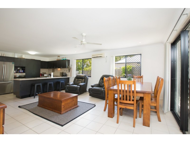 4 Orchard Crescent, Springfield Lakes QLD 4300