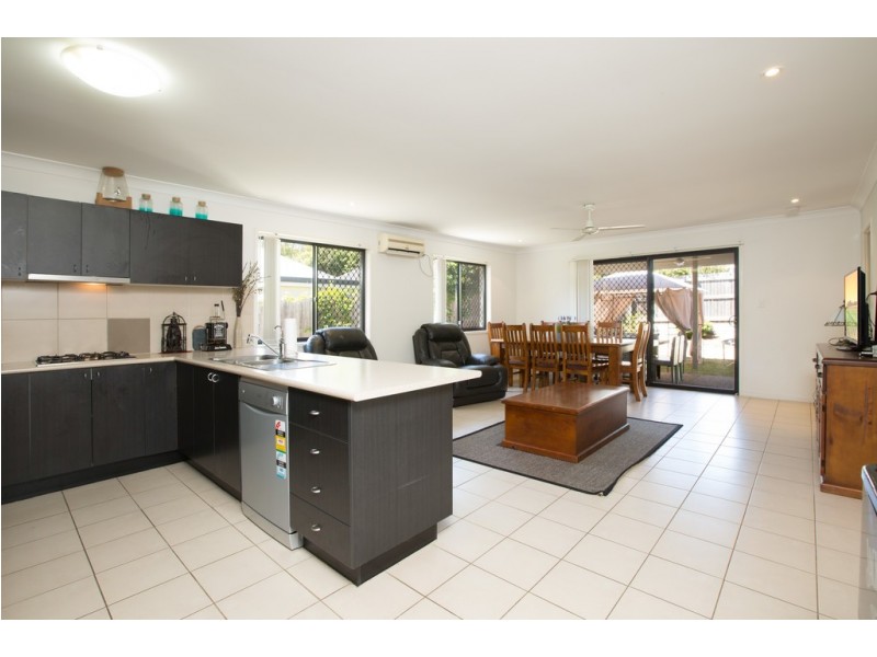 4 Orchard Crescent, Springfield Lakes QLD 4300