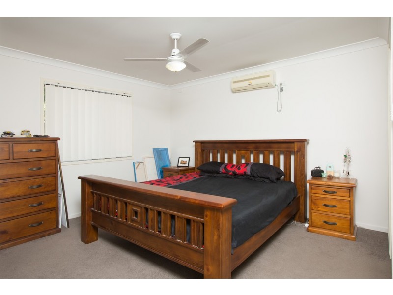 4 Orchard Crescent, Springfield Lakes QLD 4300