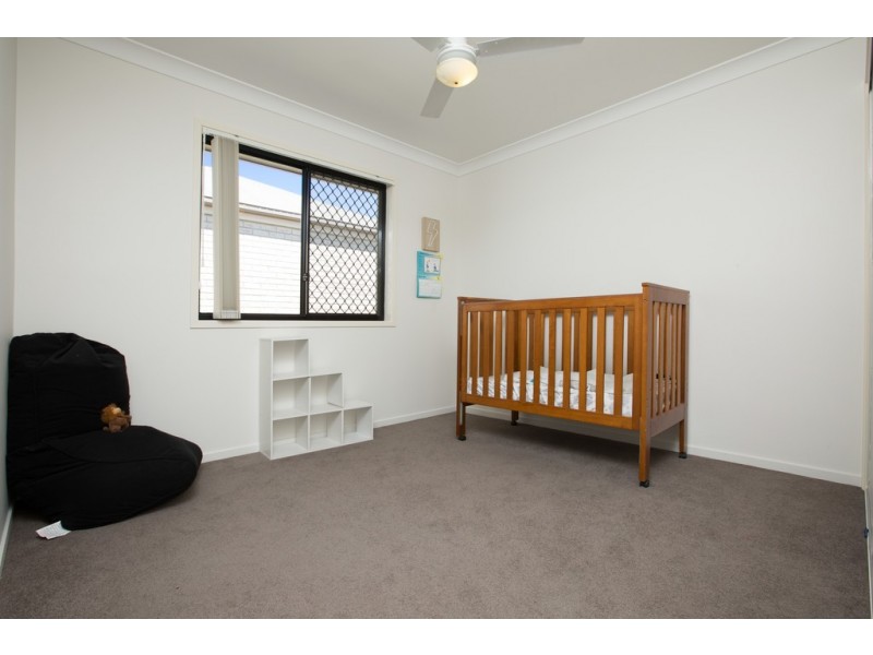 4 Orchard Crescent, Springfield Lakes QLD 4300