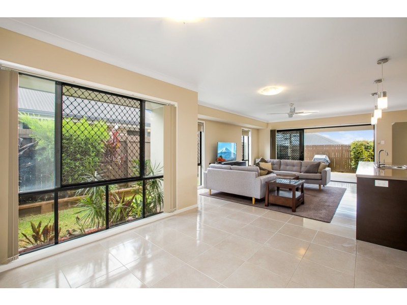 33 Grindelia Drive, Springfield Lakes QLD 4300
