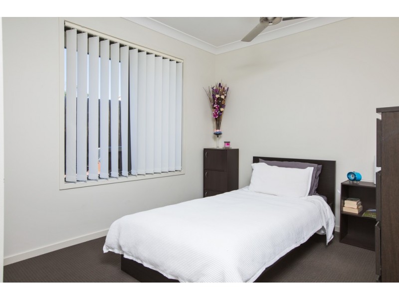 38 Geranium Drive, Springfield Lakes QLD 4300