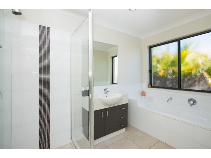 38 Geranium Drive, Springfield Lakes QLD 4300