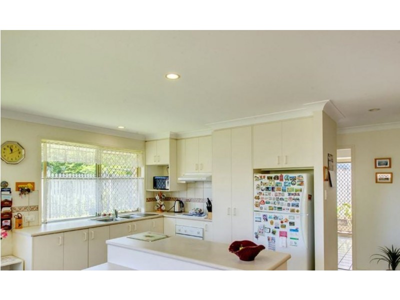 2A Walsh Street, Newtown QLD 4305