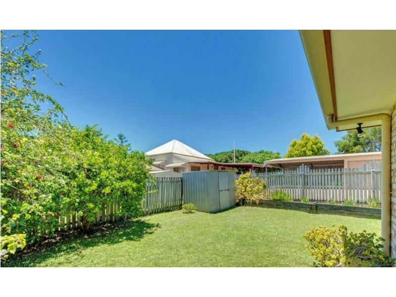 2A Walsh Street, Newtown QLD 4305