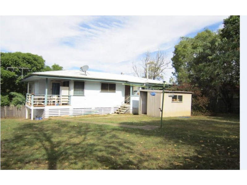 12 Wentworth Street, Leichhardt QLD 4305