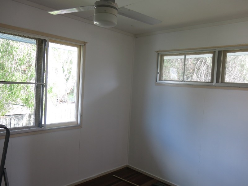 12 Wentworth Street, Leichhardt QLD 4305