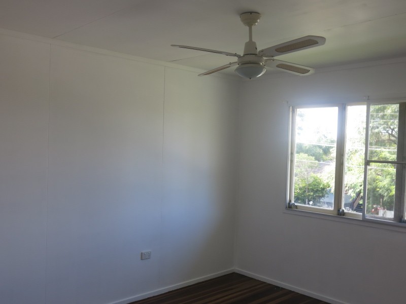 12 Wentworth Street, Leichhardt QLD 4305