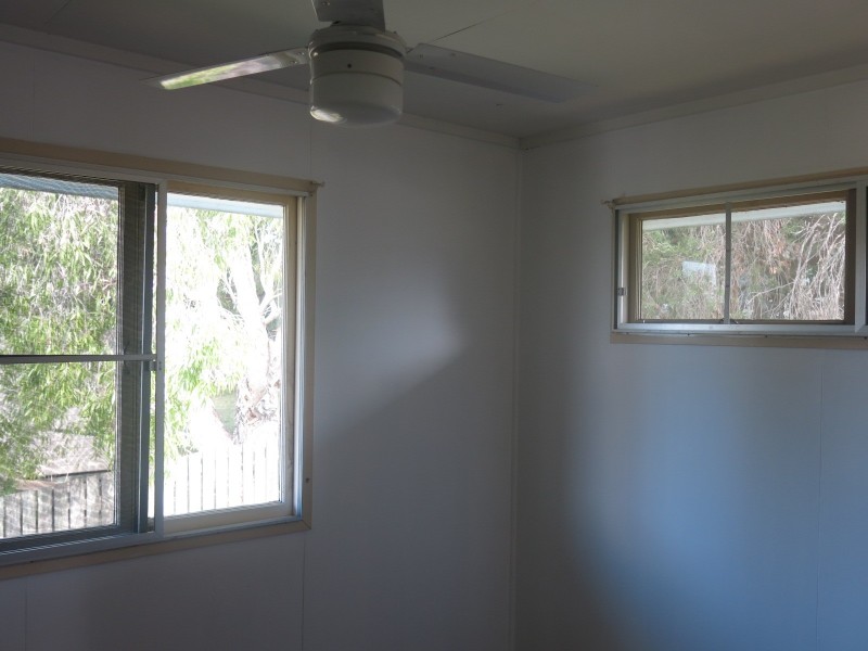 12 Wentworth Street, Leichhardt QLD 4305