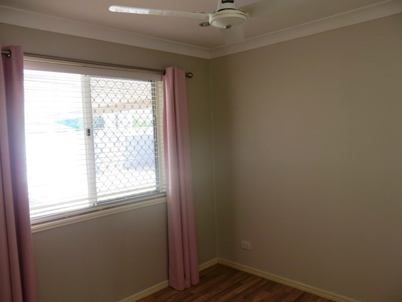 4 Lorraine St, Camira QLD 4300