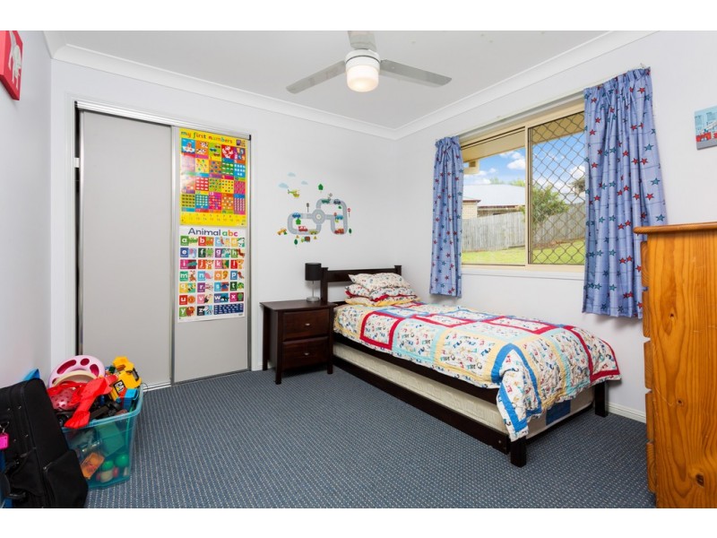 34 Canterbury Bells Cct, Springfield Lakes QLD 4300