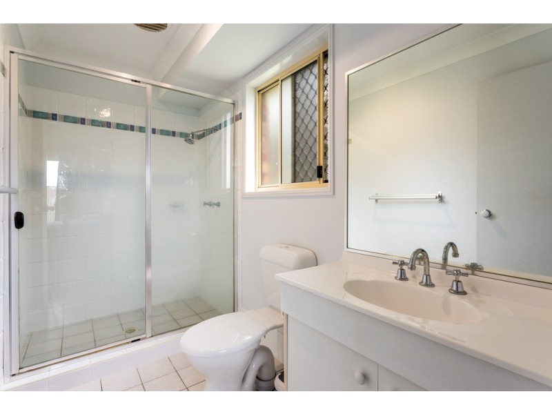 34 Canterbury Bells Cct, Springfield Lakes QLD 4300