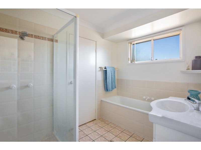 92 Addison Road, Camira QLD 4300