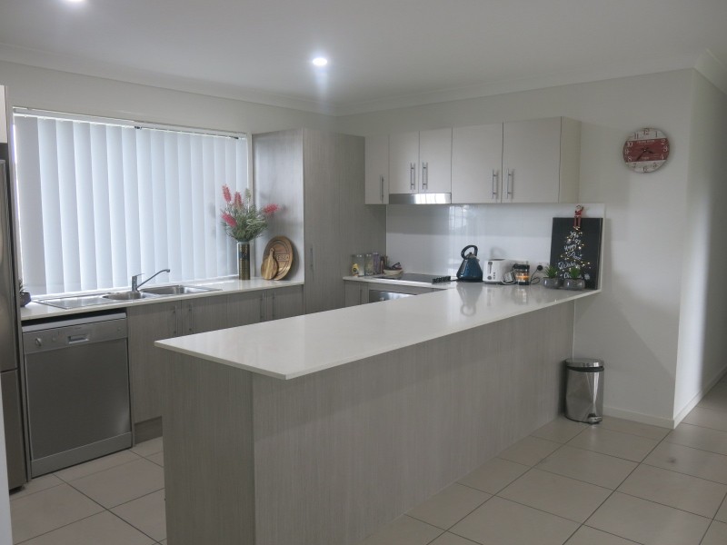 18 Weston Court, Bellbird Park QLD 4300